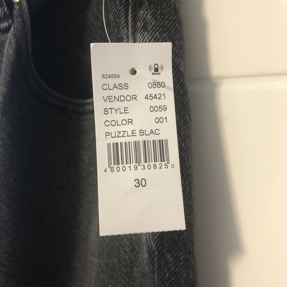 NWT PacSun Eco Two-Tone Black High Waisted Straight Leg Jeans (size 30) - Picture 8 of 8